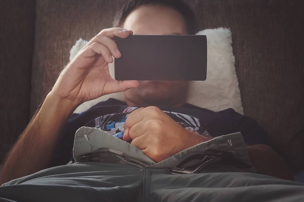 Behind the Scenes: Why Faking Squirts is a Porn Industry Norm